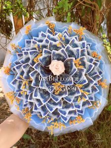 Bó hoa tiền 5k xanh, 50 bông, đường kính 50 cm